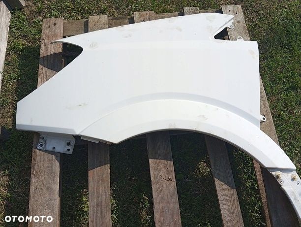 Błotnik lewy przedni Sprinter 906 2011r. - 2