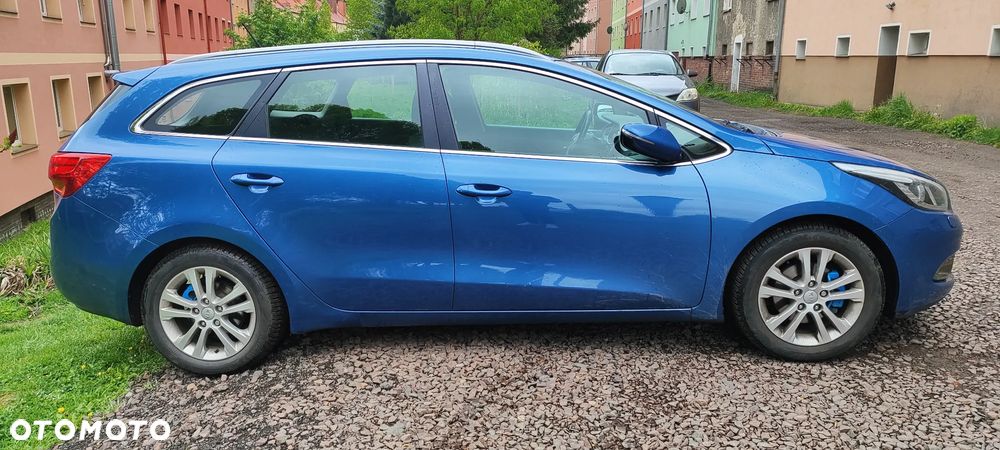 Kia Ceed 1.6 GDI L - 4