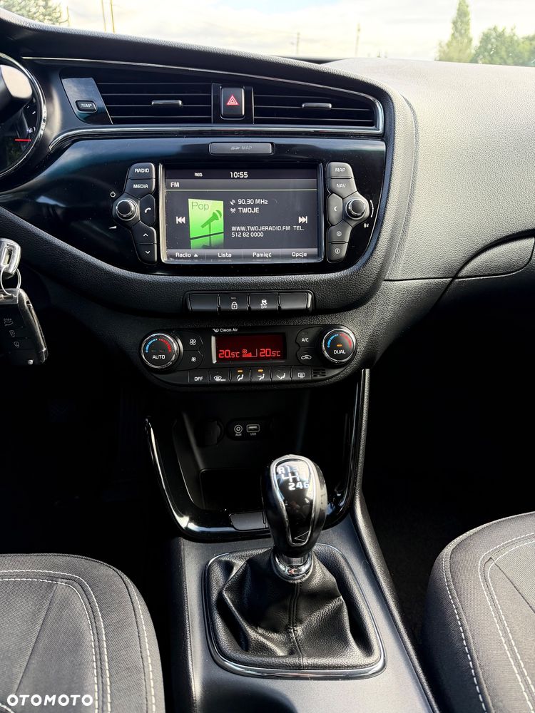 Kia Ceed - 14