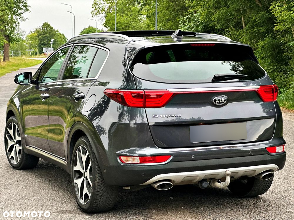Kia Sportage 2,0 CRDI AWD GT Line - 3