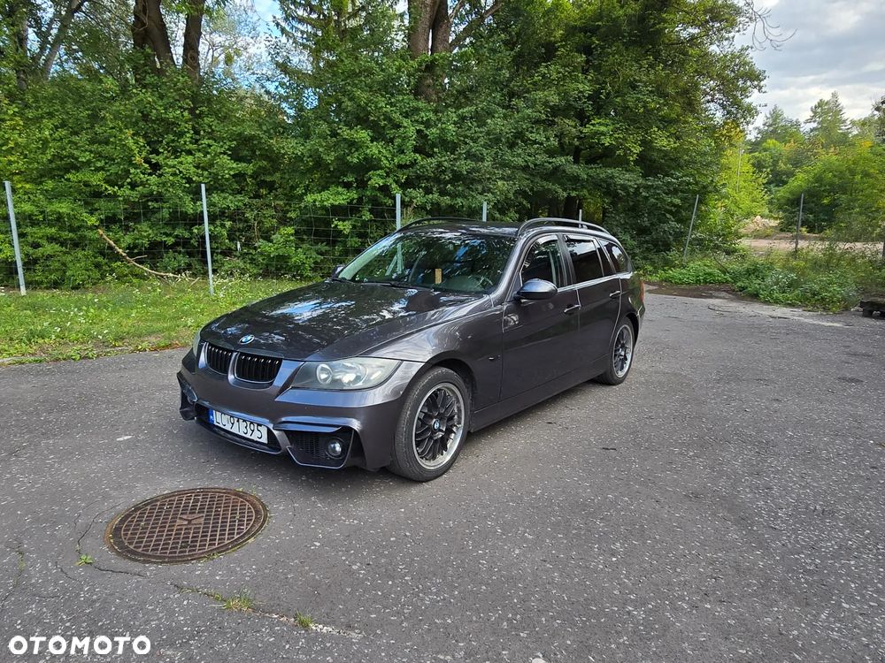 BMW Seria 3 320i - 1