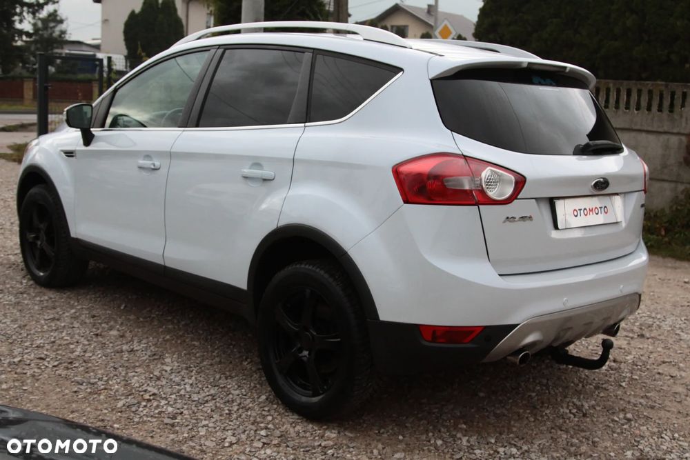 Ford Kuga 2.0 TDCi 4x4 Titanium - 6