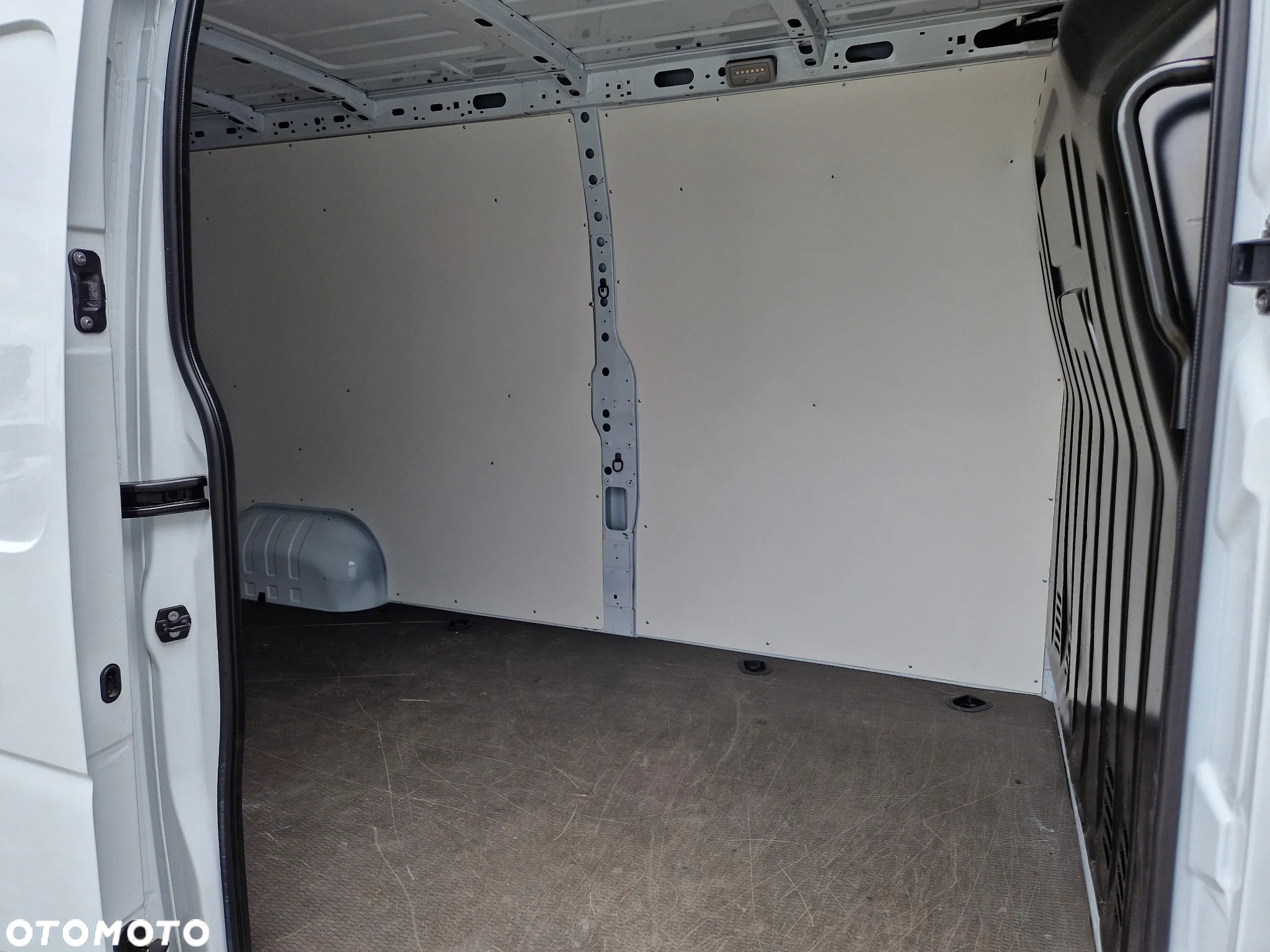 Renault Master - 10