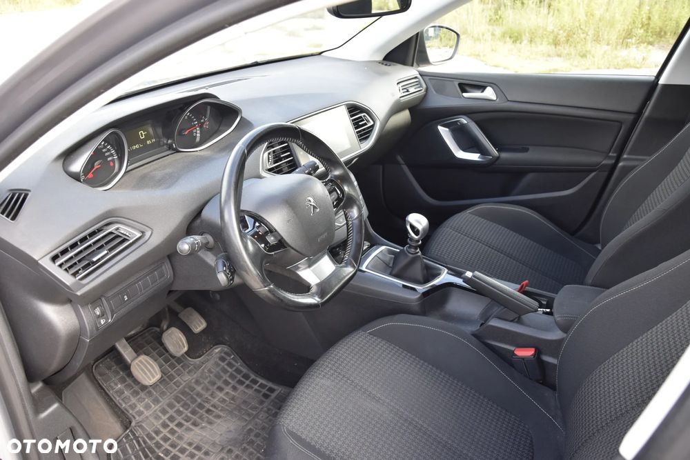 Peugeot 308 - 15