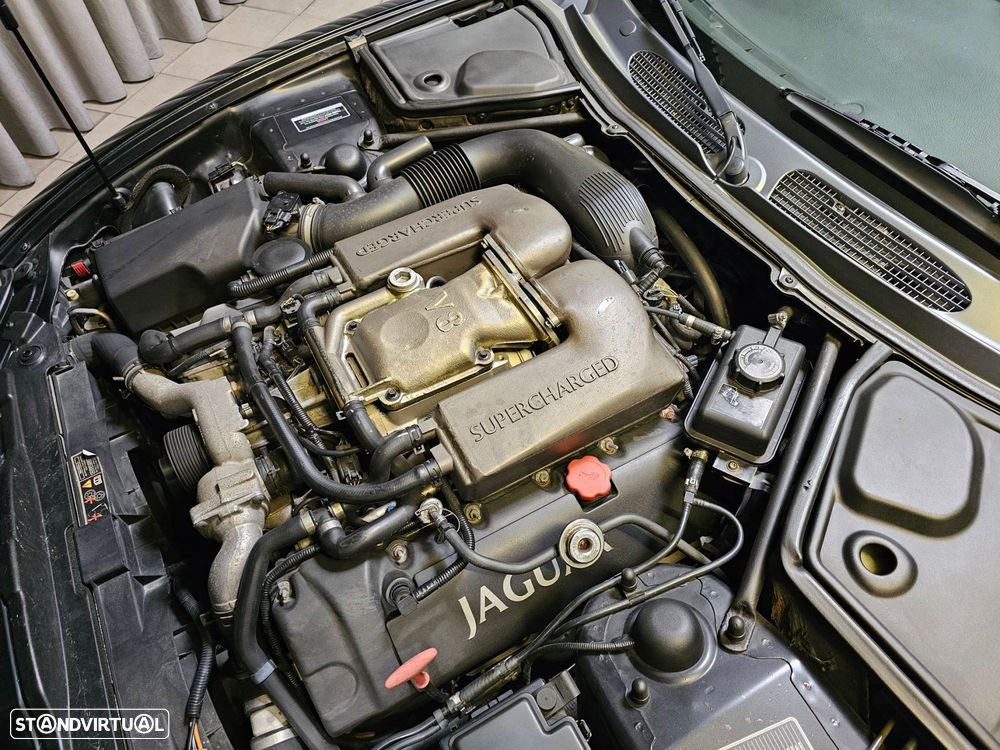 Jaguar XK XKR 4.2 Coupé SC - 27