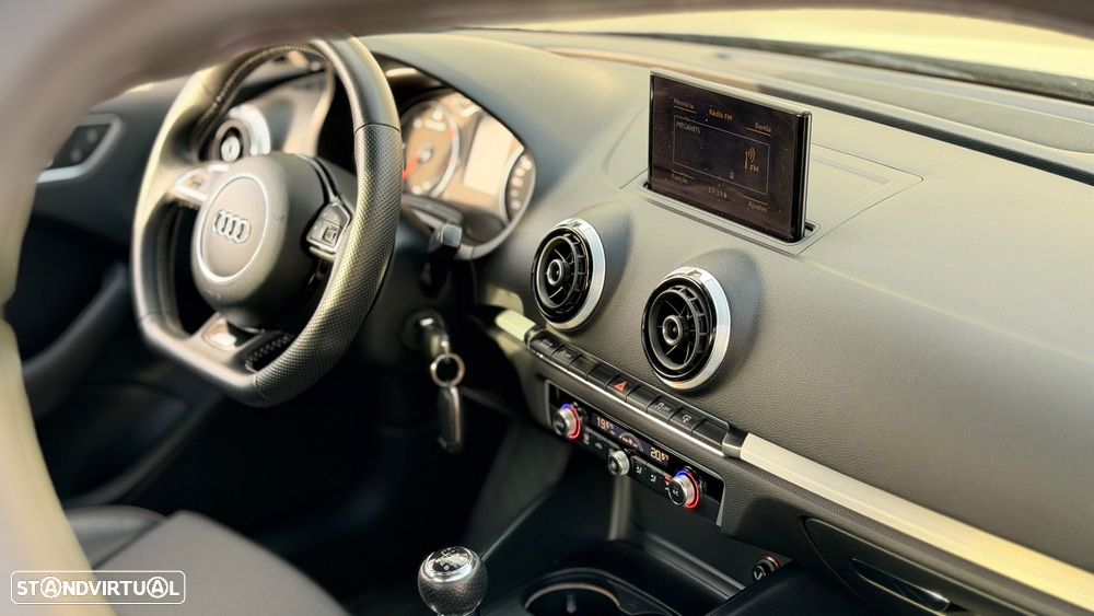 Audi A3 Limousine 2.0 TDI S-line - 15