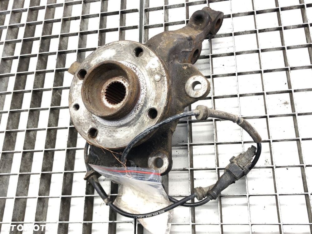 ZWROTNICA PRAWY PRZÓD - 111.00 PLN - RENAULT KANGOO / GRAND KANGOO II (KW0/1_) 2008 - 2022 1.5 dCi - 1