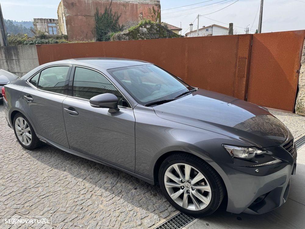 Lexus IS 300H Executive+ - 2