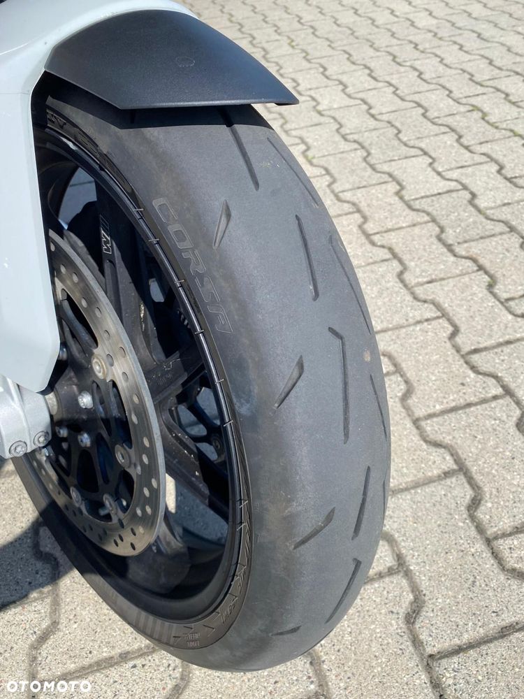 BMW XR - 16