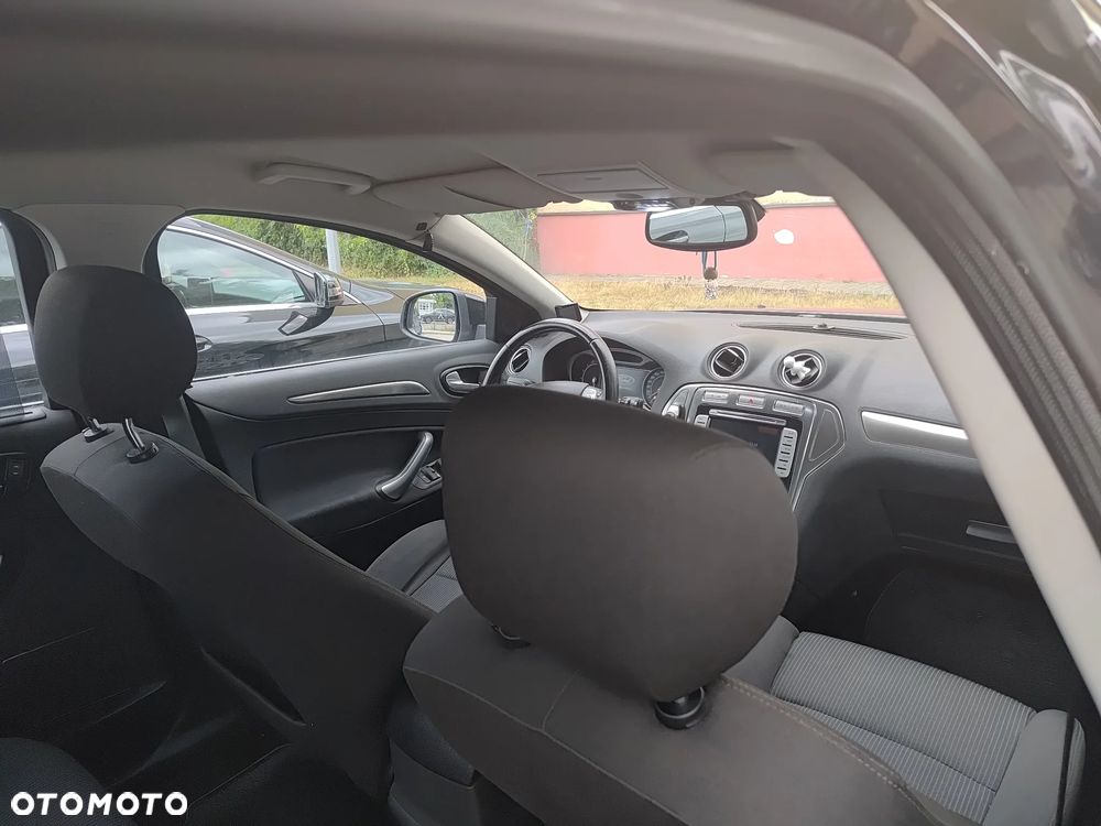 Ford Mondeo 2.0 Trend / Trend+ - 18