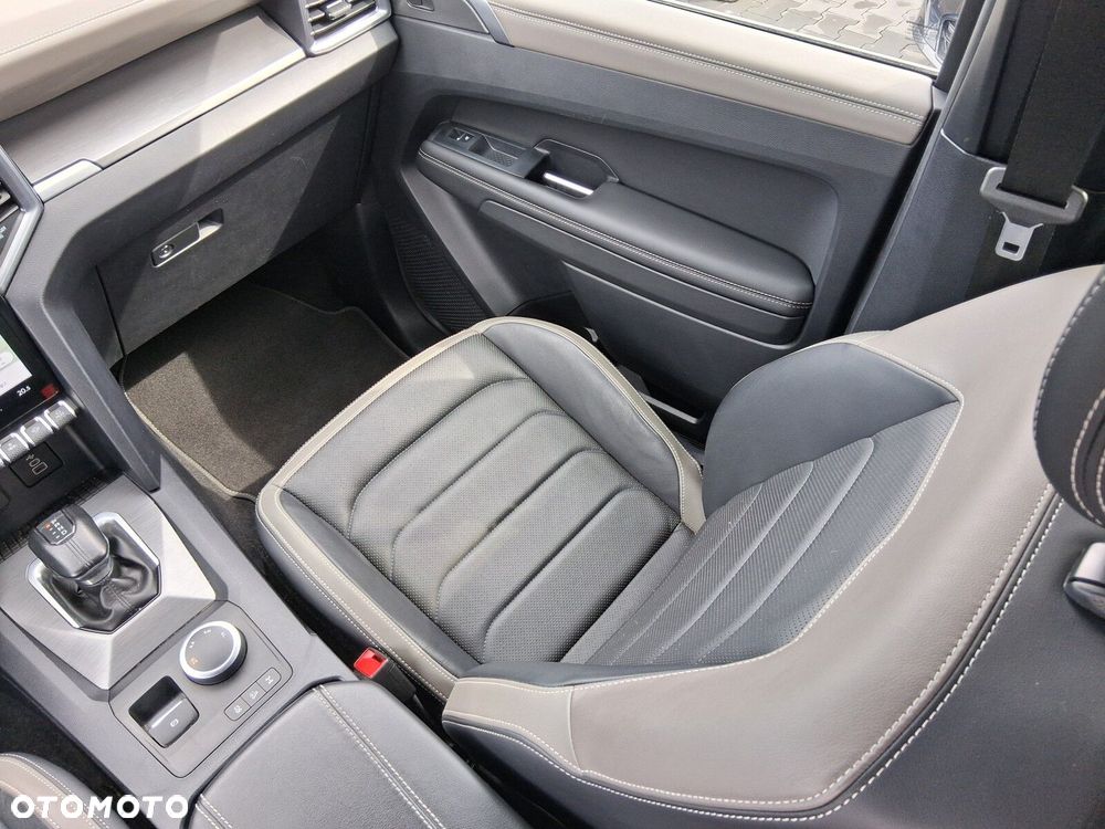 Volkswagen Amarok 3.0 V6 Tdi 240 km - 24