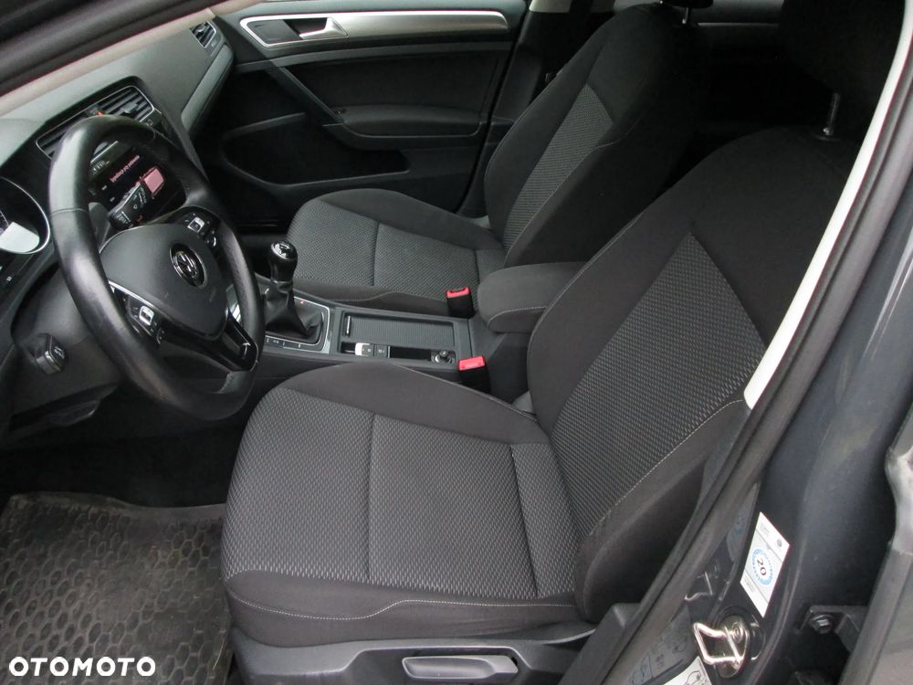 Volkswagen Golf 1.6 TDI (BlueMotion Technology) Comfortline - 14