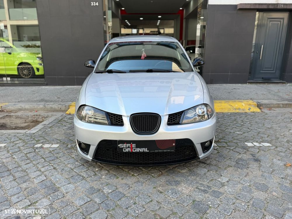 Seat Ibiza 2002 photo 4