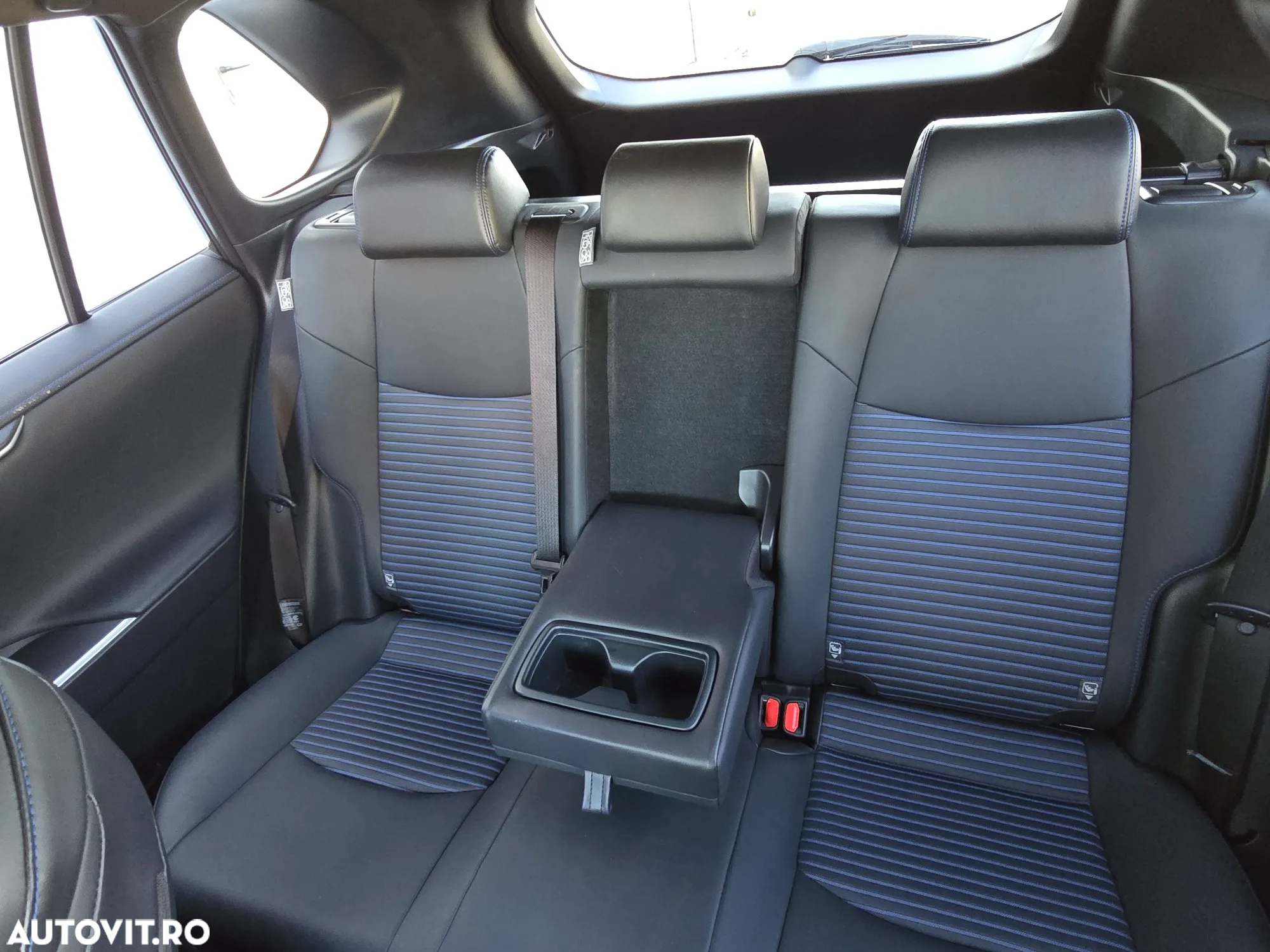 Toyota RAV4 2.5 Hybrid VVT-iE 4x2 Dynamic - 16
