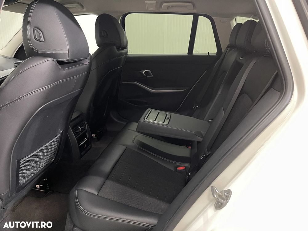 BMW Seria 3 318d AT MHEV - 12