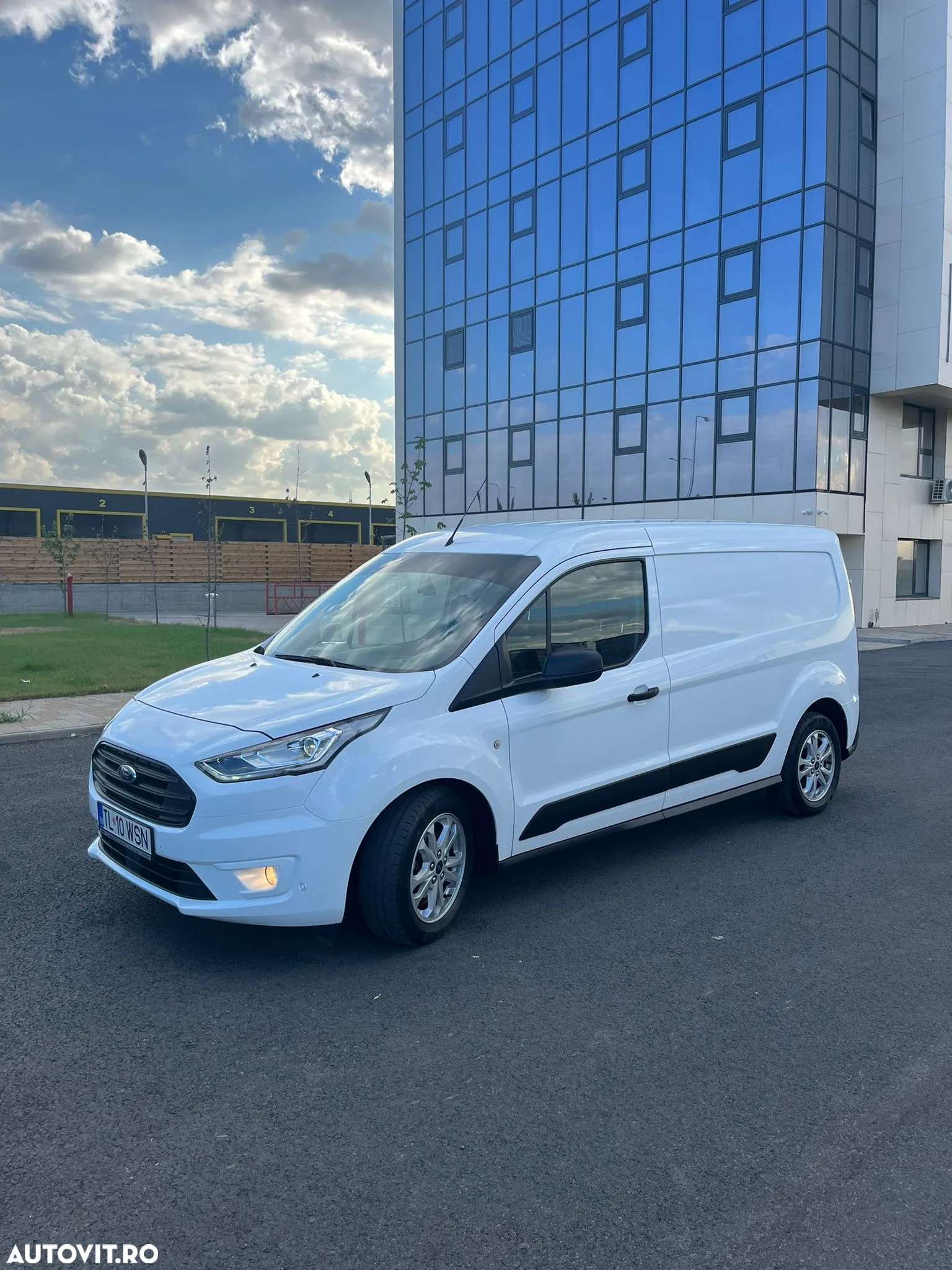 Ford Transit Connect 1.5 TDCI Combi Commercial LWB(L2) N1 Trend Aut. - 2