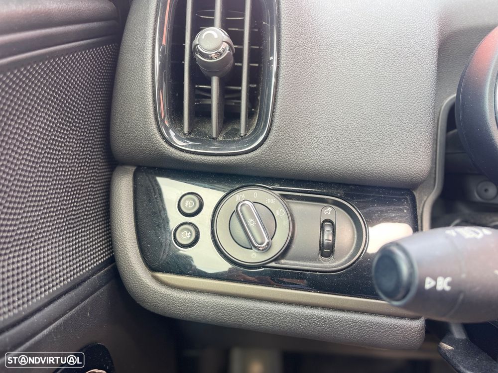 MINI Countryman Cooper SE ALL4 Auto - 12