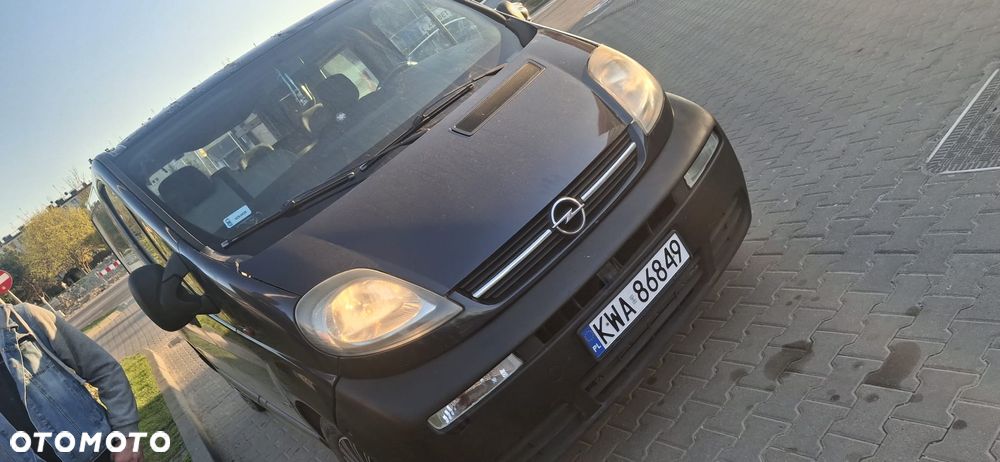 Opel Vivaro - 14