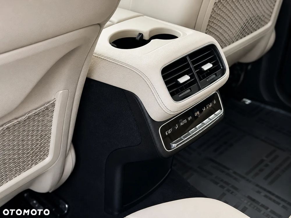Mercedes-Benz GLS 450 4Matic 9G-TRONIC - 17