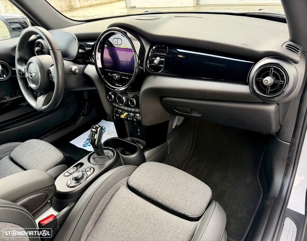 MINI 3 Portas Cooper E Classic - 10