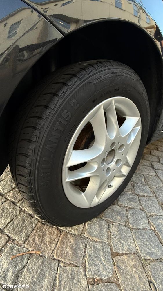 Volkswagen Polo 1.4 16V Comfortline - 14