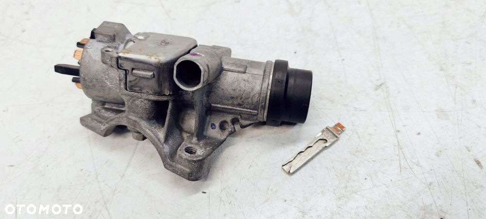STACYJKA Z KLUCZYKIEM AUDI A4 B7 AUTOM 4B0905851M - 5