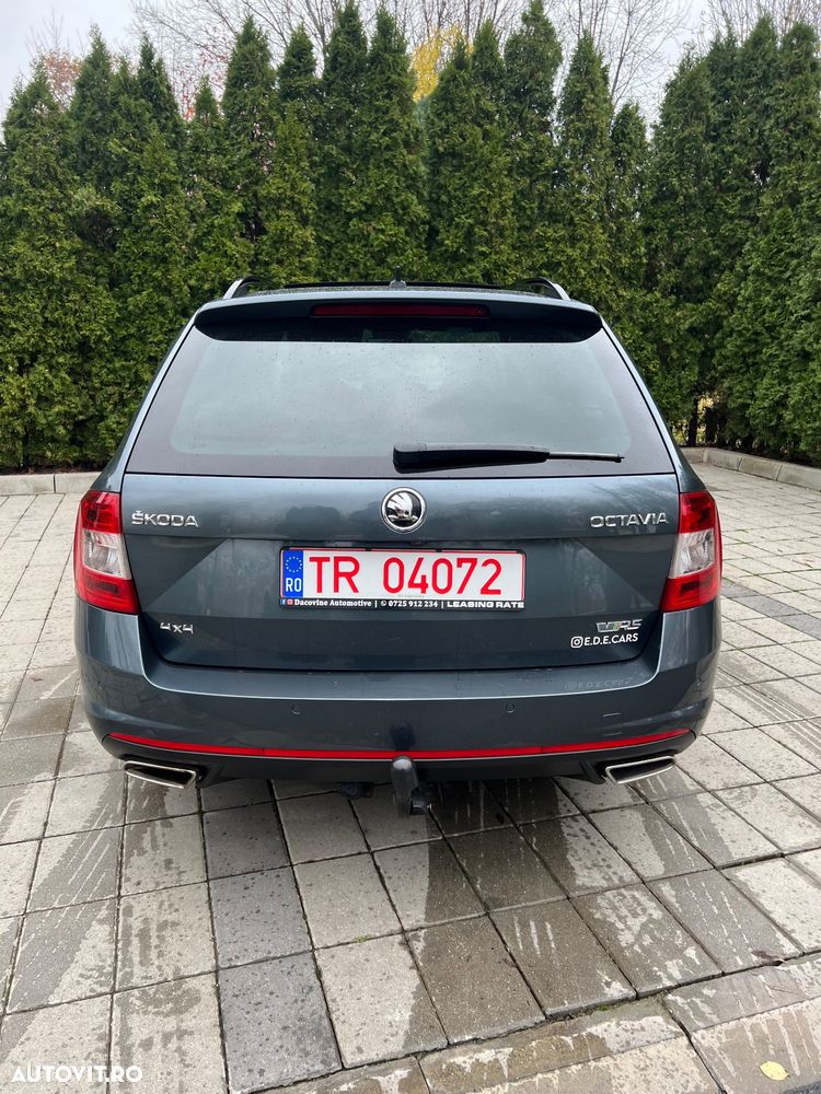 Skoda Octavia Combi 2.0 TDI 4x4 DSG RS - 12