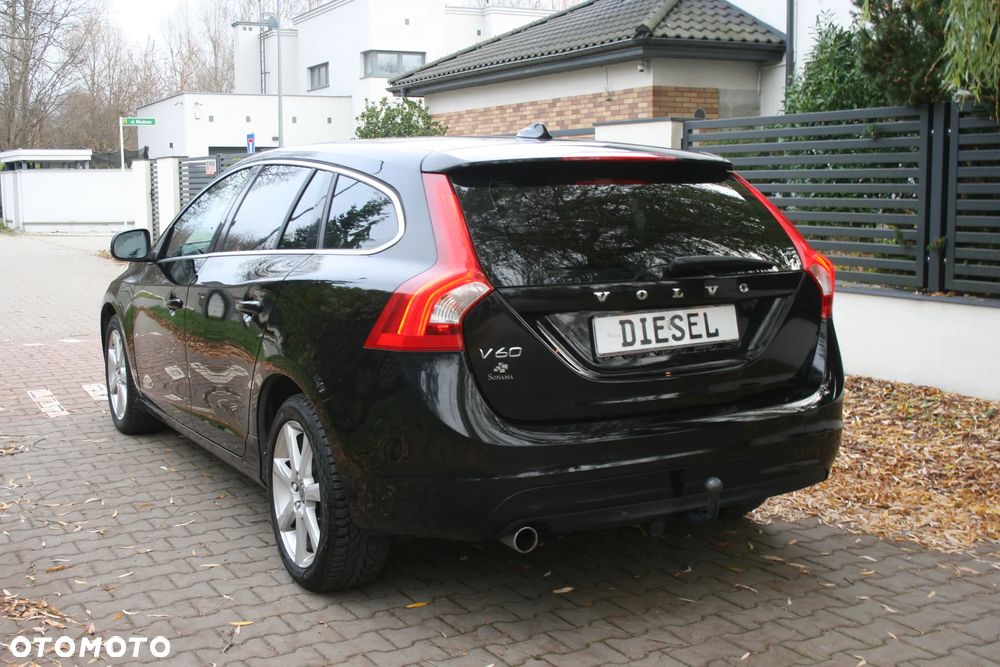 Volvo V60 D3 Drive-E Dynamic Edition (Momentum) - 34