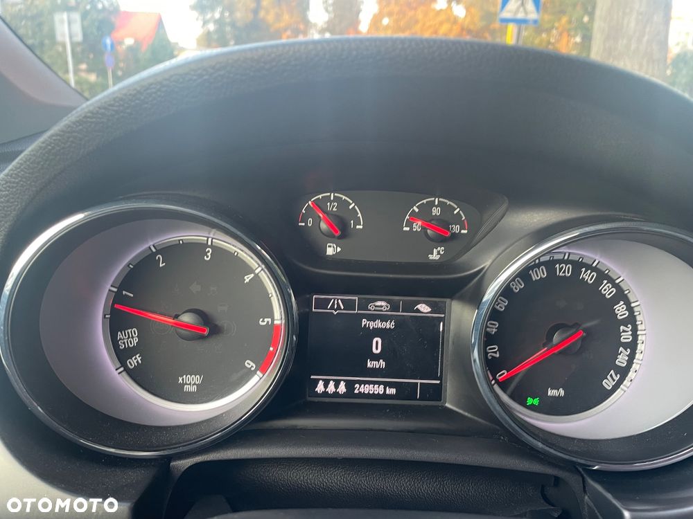 Opel Astra 1.6 CDTI Elite - 11