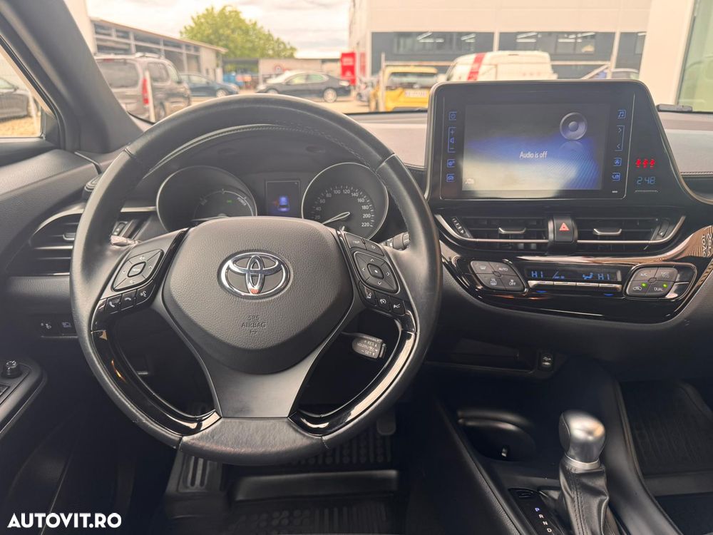 Toyota C-HR 1.8 HSD 122 CP 4x2 CVT Cult - 13