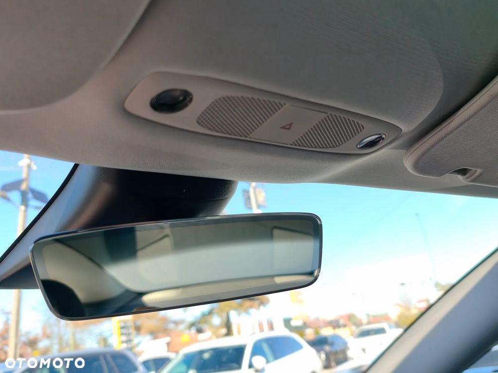 Tesla Model 3 Langstreckenbatterie Allradantrieb Dual Motor - 15