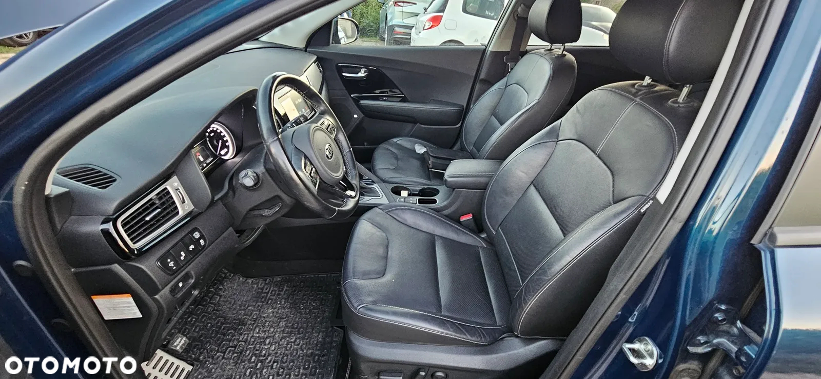 Kia Niro - 12