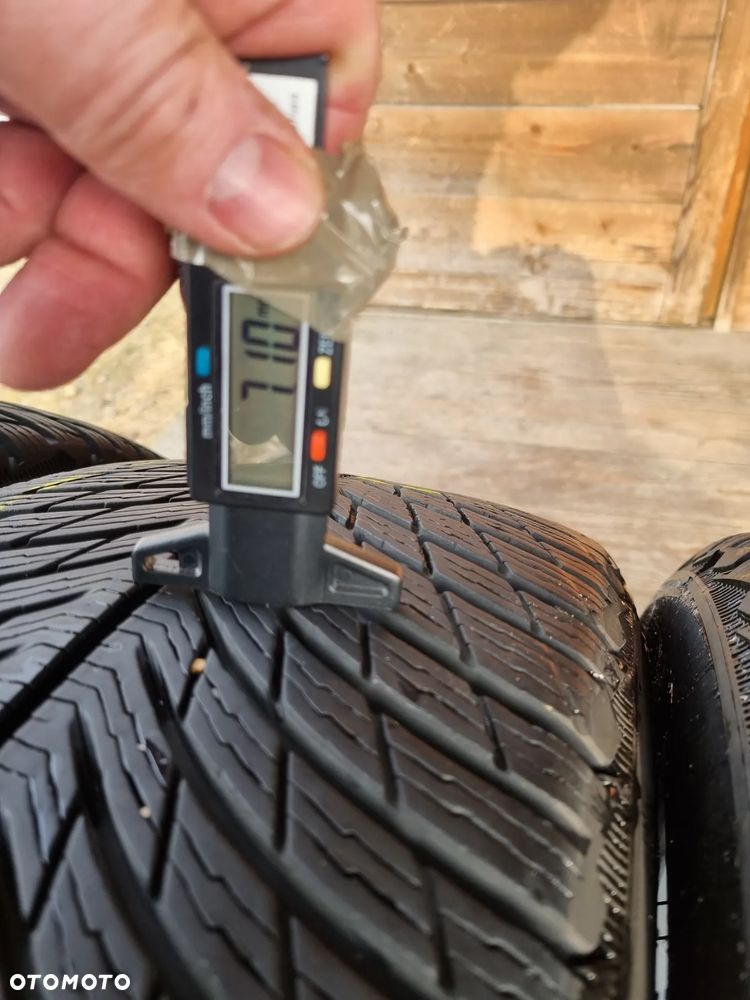 Opony MICHELIN PILOT ALPIN 5 SUV 235/55R18 104V 2022/20r.4x7mm bdb stan - 7