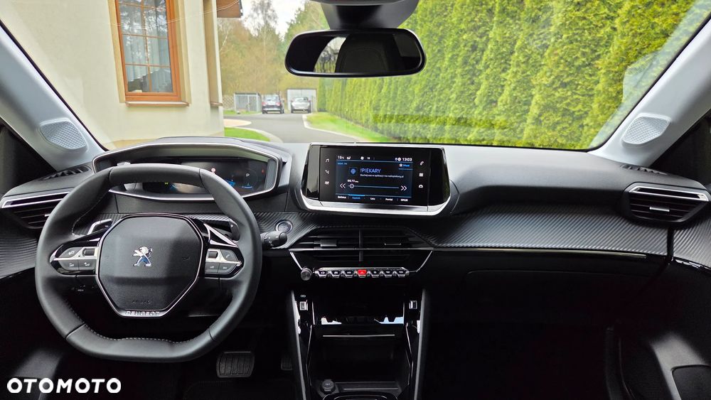 Peugeot 208 1.2 PureTech Allure S&S EAT8 - 18