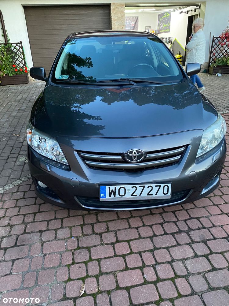 Toyota Corolla 2.0 D-4D Premium - 1