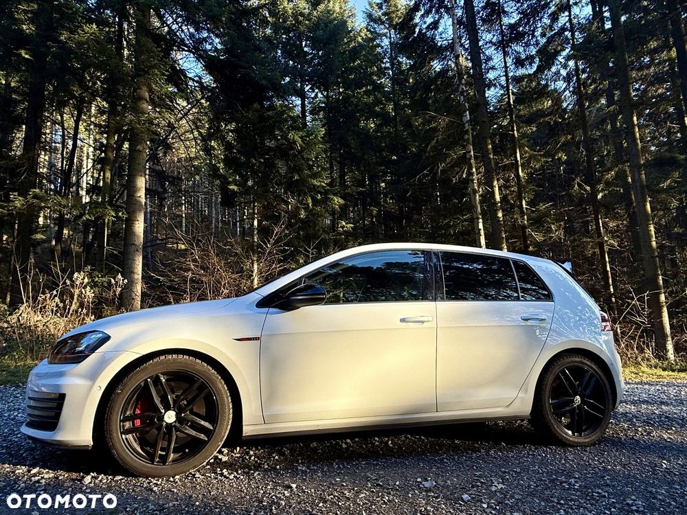 Volkswagen Golf 2.0 TSI BMT GTI Performance DSG - 3