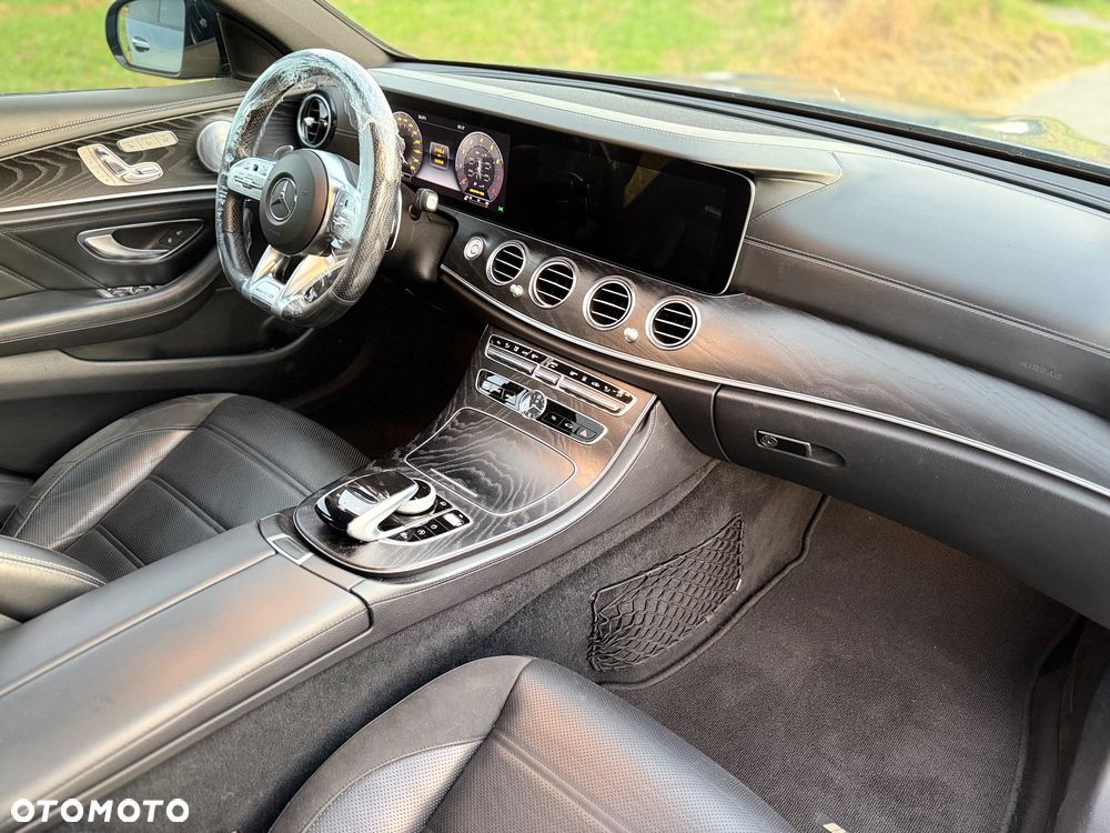 Mercedes-Benz Klasa E AMG 53 4Matic+ AMG Speedshift TCT-9G - 18
