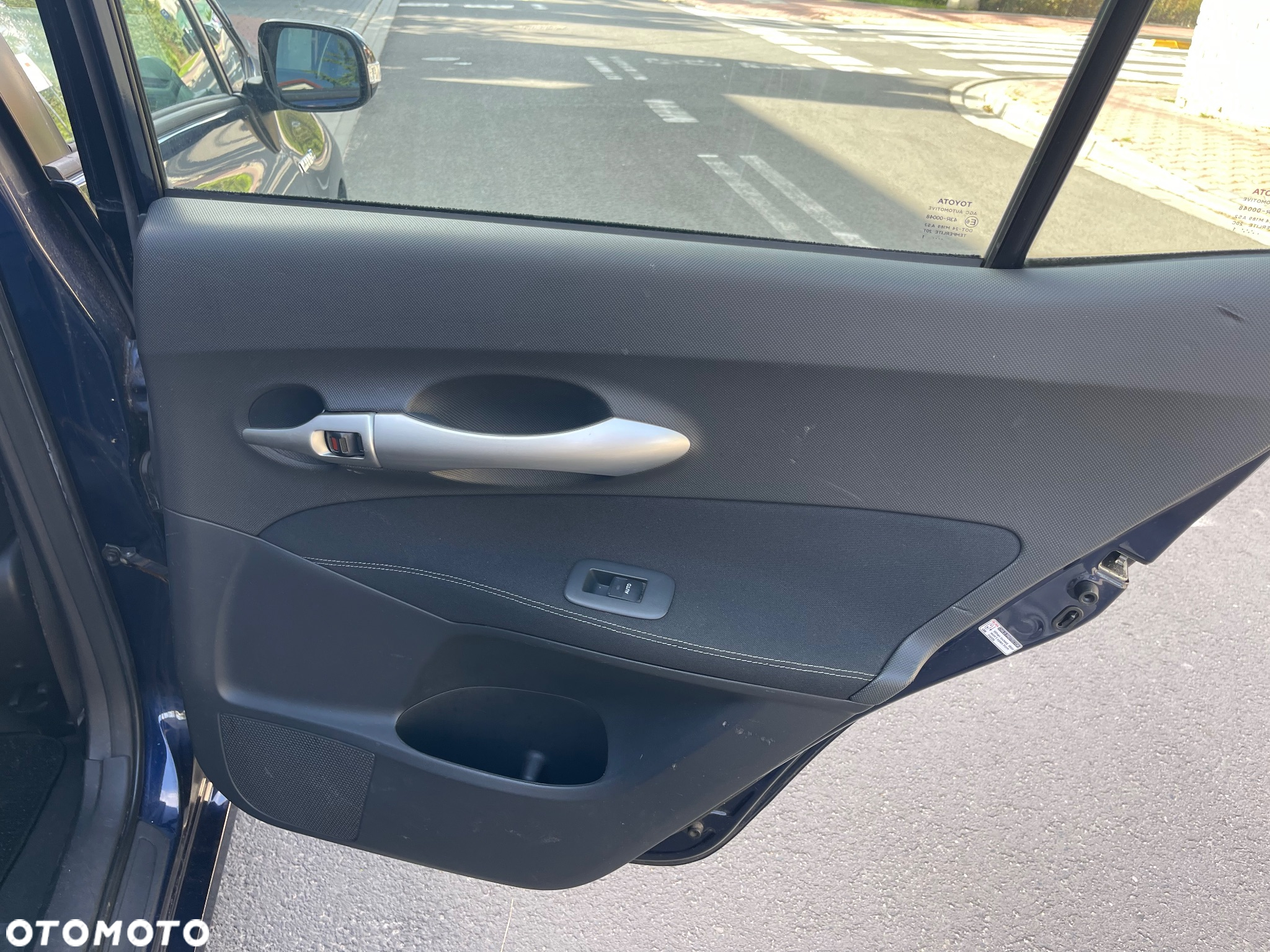 Toyota Auris 1.8 HSD Prestige NAVI - 15