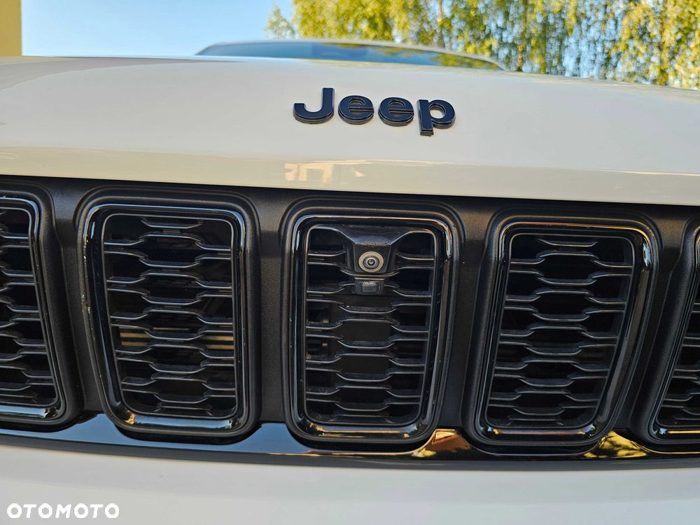 Jeep Grand Cherokee - 7