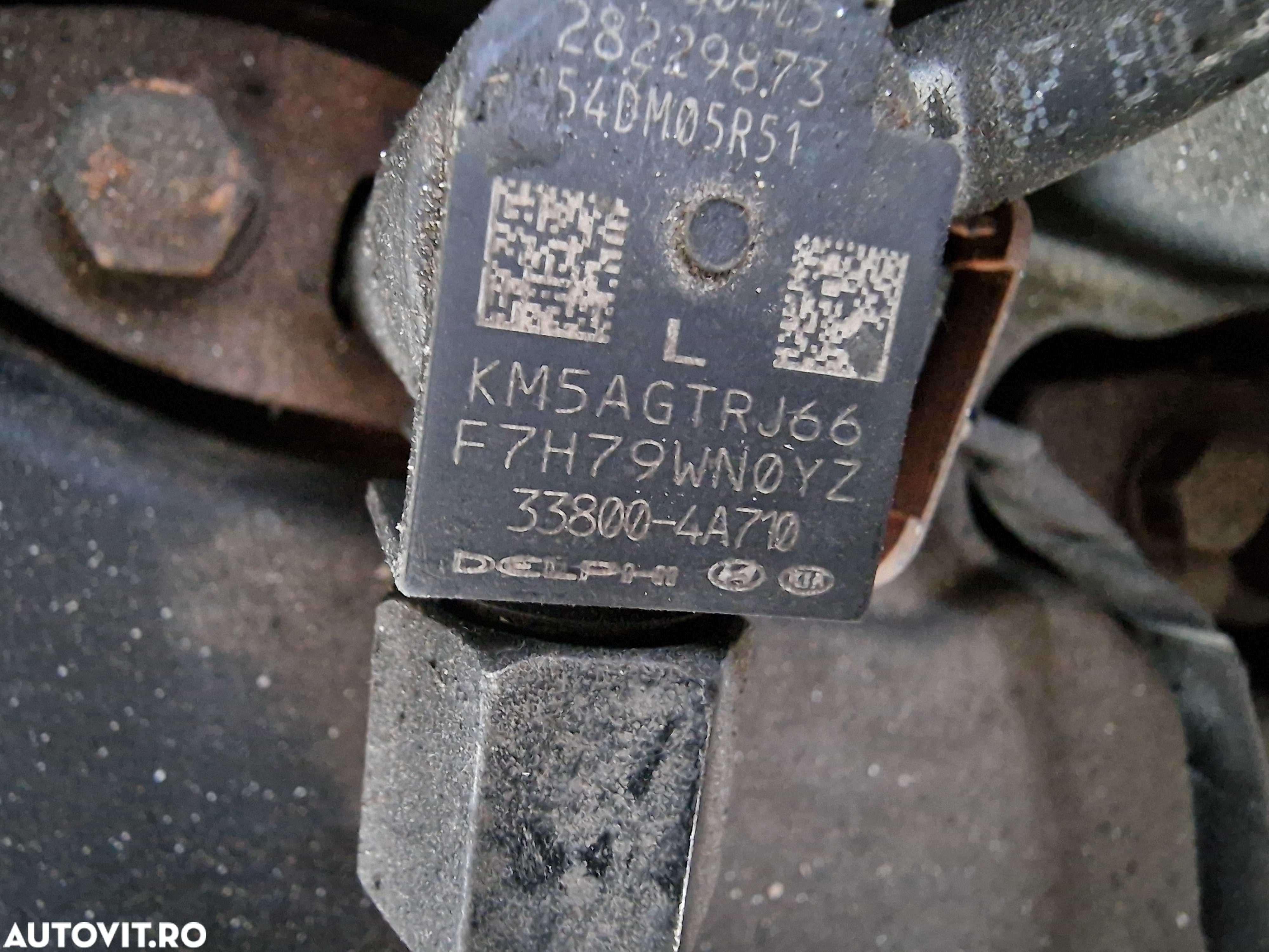 Injectoare Hyundai Kia 2.5CRDI Euro 5 cod 33800-4A700 - 1