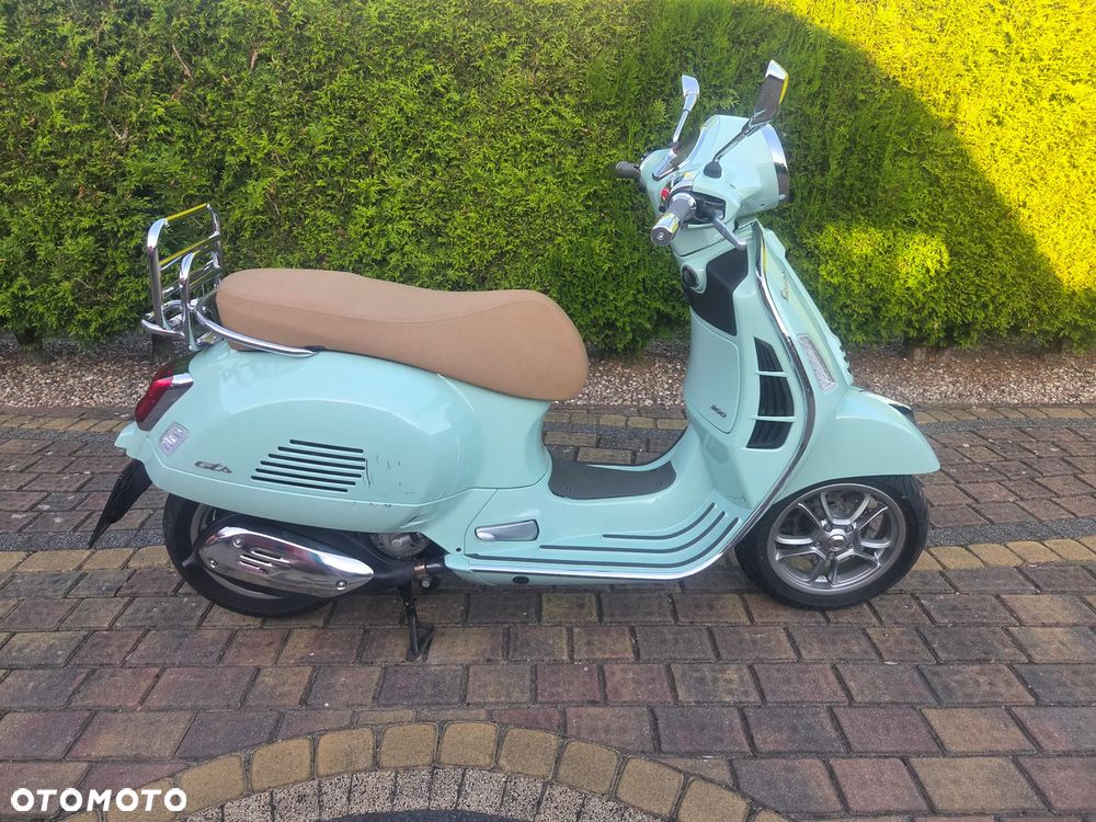 Vespa GTS - 12