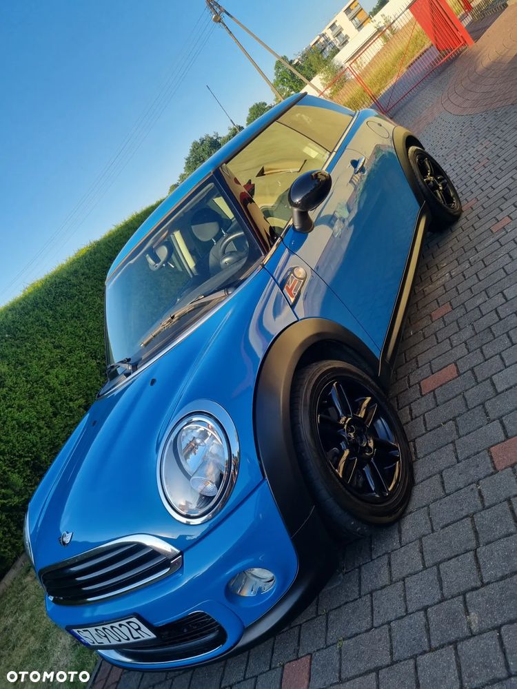 MINI ONE Standard - 4
