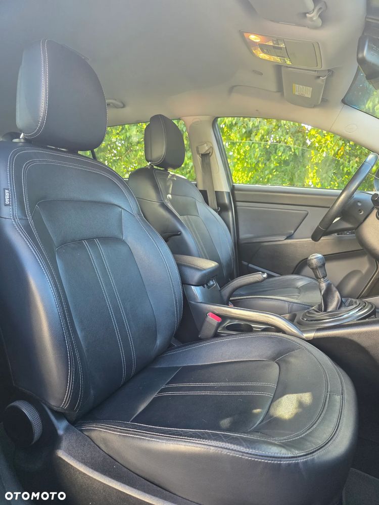 Kia Sportage 2.0 CVVT 2WD Attract - 23
