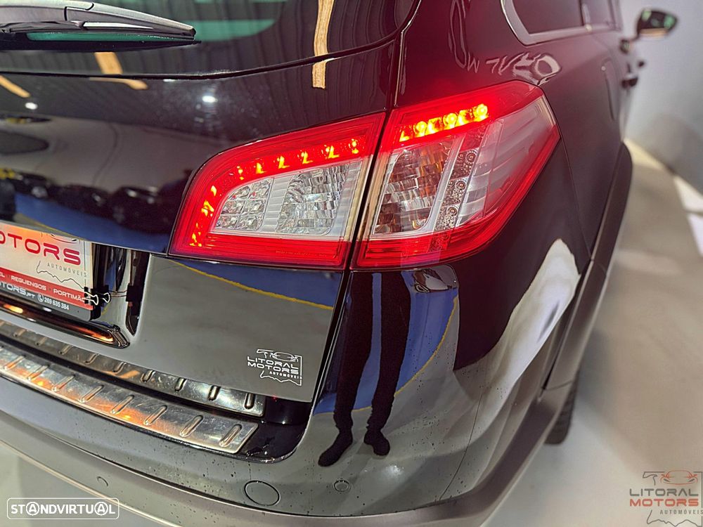 Peugeot 508 RXH 2.0 HDi Hybrid4 2-Tronic - 12