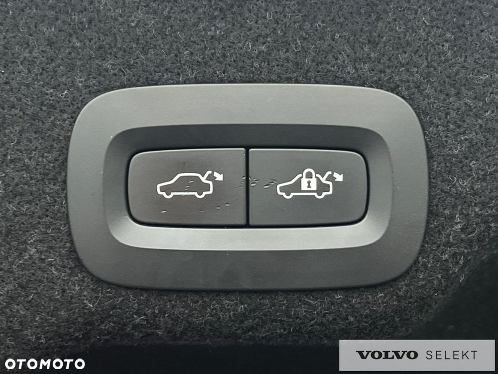 Volvo S90 - 31