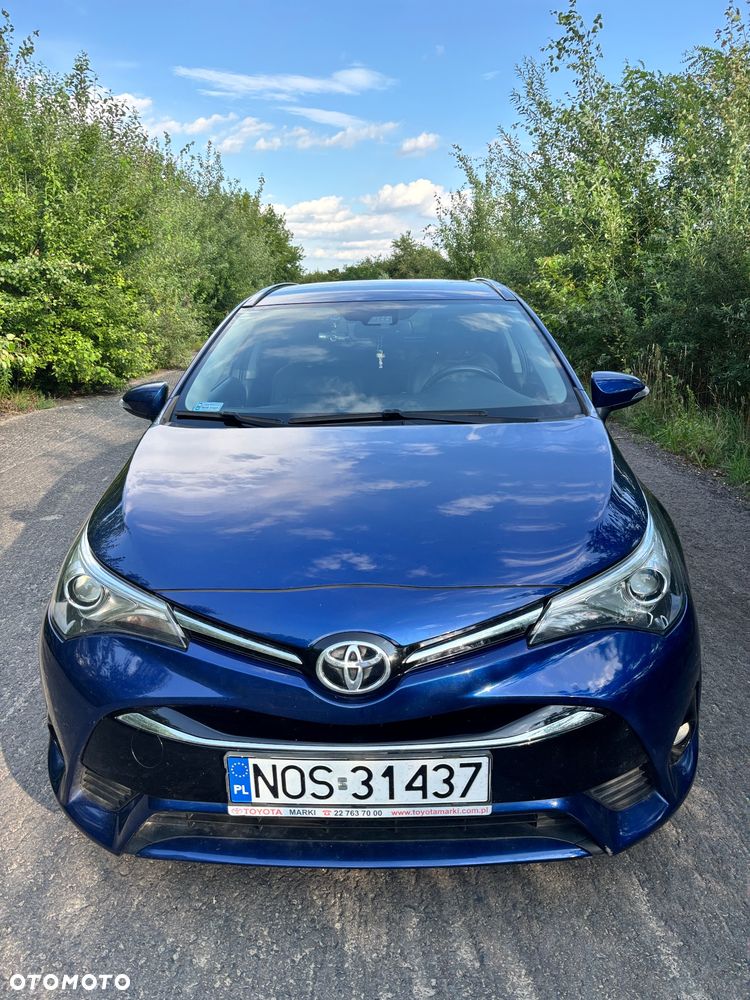 Toyota Avensis 1.8 Selection MS - 2