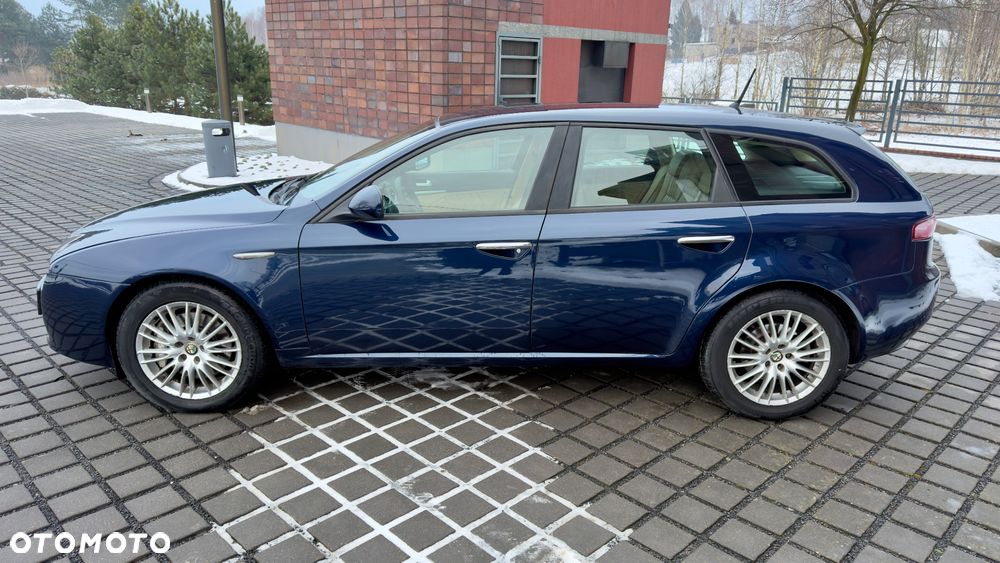 Alfa Romeo 159 2.4 JTDM 20V DPF Q-Tronic Turismo - 12