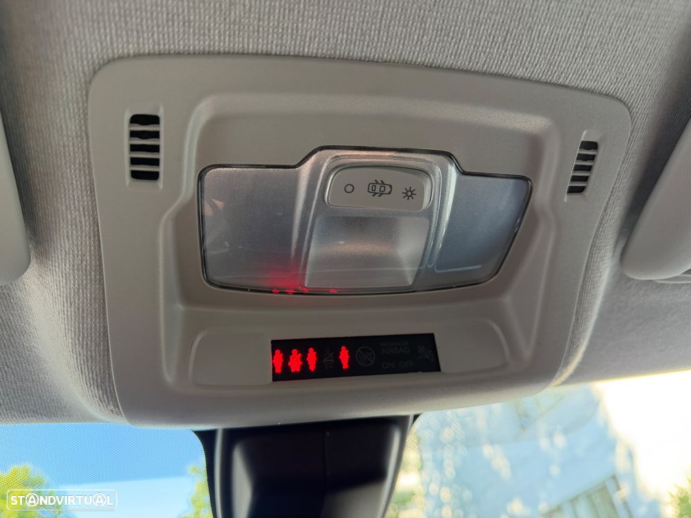Citroën C3 1.2 PureTech Shine - 27
