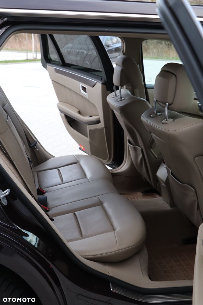 Mercedes-Benz Klasa E - 11