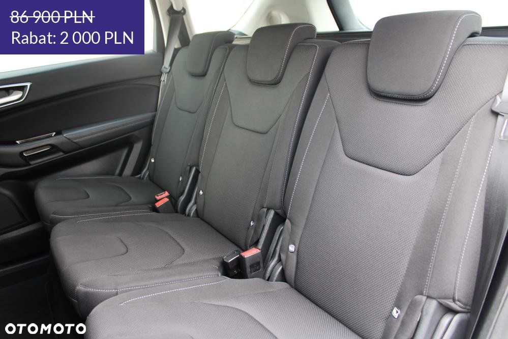 Ford S-Max - 12